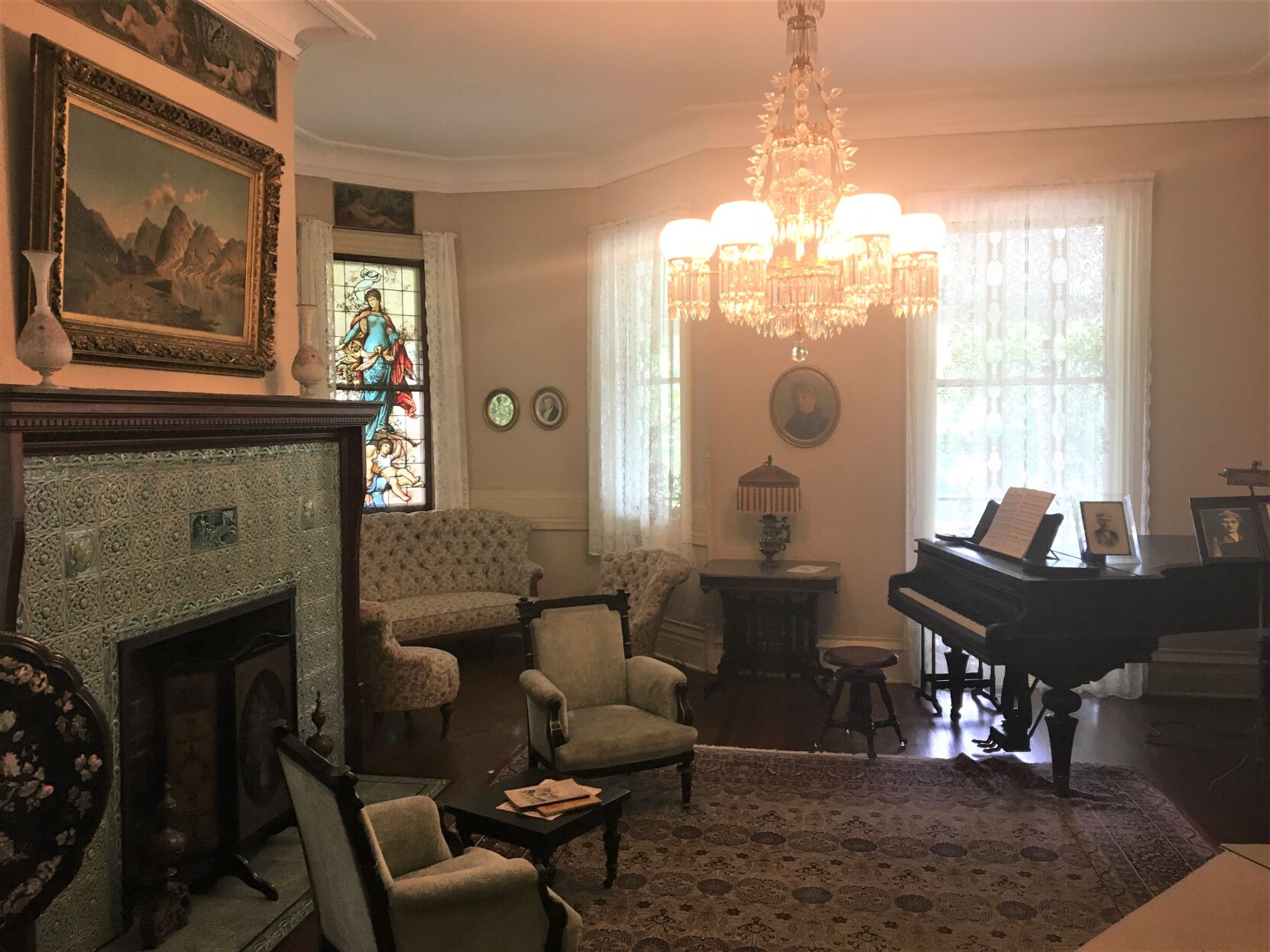 Black Point: Music Room